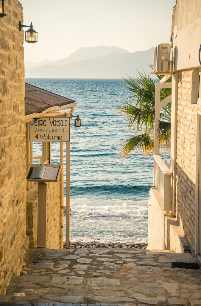 The Art of Drawing Readers In: Your attractive post title goes here tavern, matala, crete, greece, pub, sea, vacations, tourism, summer vacation, mood, restaurant, vacation trip, nature, evening atmosphere, greek